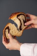 Cozonac cu nucă - imagine 5