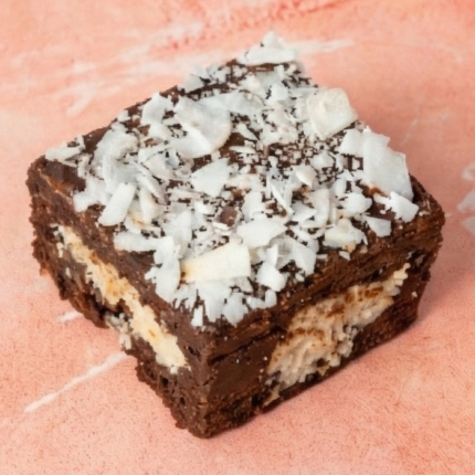 Milky Coconut (1 brownie)
